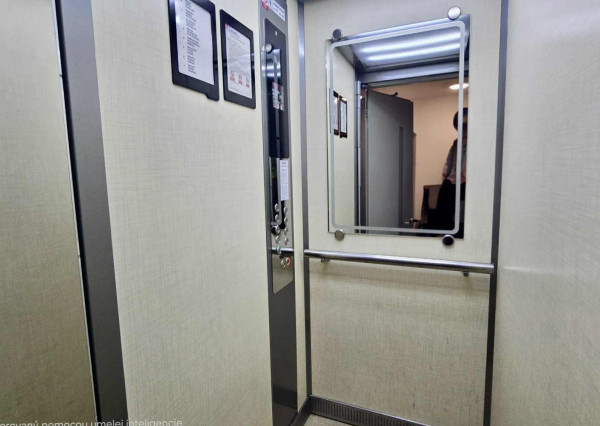 Predaj: zrekonštruovaný praktický 1 izbový byt s balkónom a nerušeným výhľadom, Piešťany