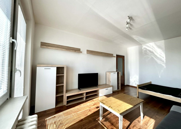 Predaj: zrekonštruovaný praktický 1 izbový byt s balkónom a nerušeným výhľadom, Piešťany