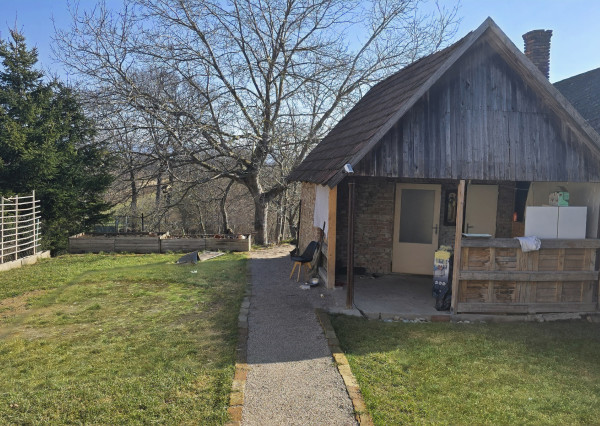 Zrekonštruovaný rodinný dom v srdci obce Veselé | okr. Piešťany