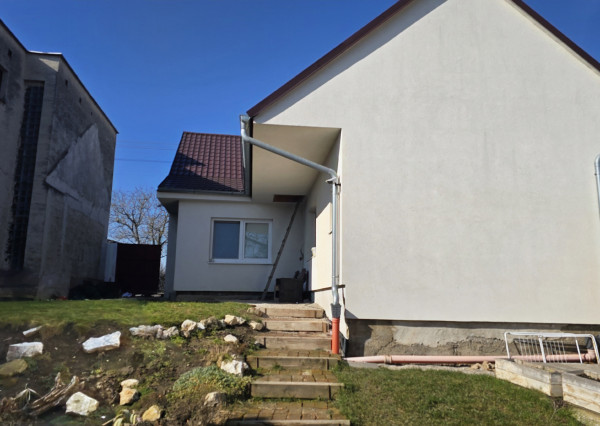 Zrekonštruovaný rodinný dom v srdci obce Veselé | okr. Piešťany