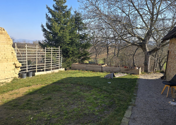 Zrekonštruovaný rodinný dom v srdci obce Veselé | okr. Piešťany