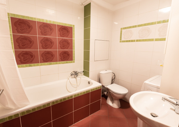 Luxusný 2-izbový byt + 2 balkóny, 73 m², garážové státie - Ružinov