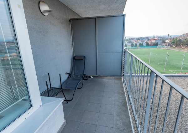 Luxusný 2-izbový byt + 2 balkóny, 73 m², garážové státie - Ružinov