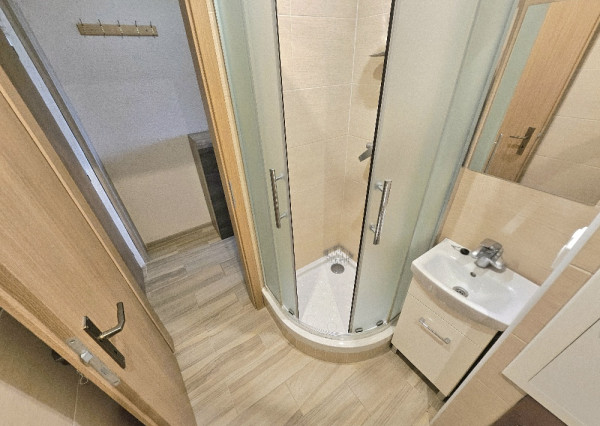 PRENÁJOM GARSÓNKA /20 M2/ SEVER /KOMPLETNE ZARIADENÁ