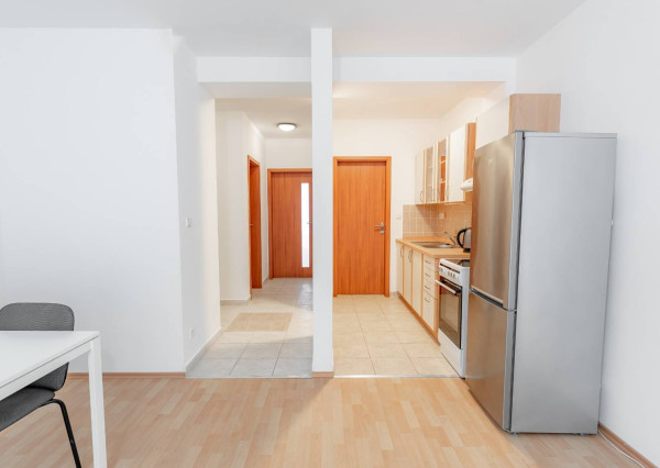 -REZERVOVANÉ-   Luxusný 2-izbový byt + 2 balkóny, 73 m², Hrachová ul. 