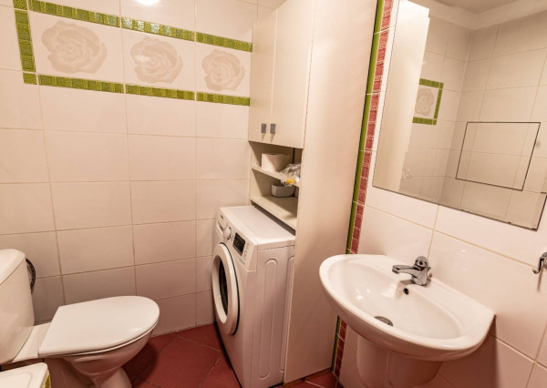 -REZERVOVANÉ-   Luxusný 2-izbový byt + 2 balkóny, 73 m², Hrachová ul. 