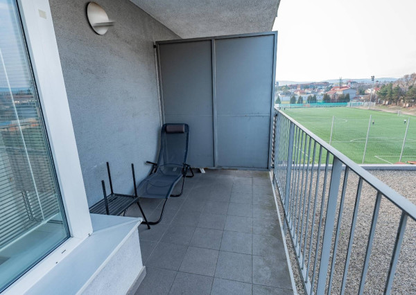 -REZERVOVANÉ-   Luxusný 2-izbový byt + 2 balkóny, 73 m², Hrachová ul. 