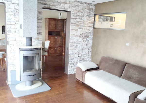 NOVÁ CENA!!! 5 izbový rodinný dom s garážou, Moravany nad Váhom