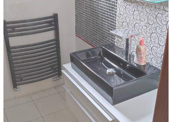 NOVÁ CENA!!! 5 izbový rodinný dom s garážou, Moravany nad Váhom