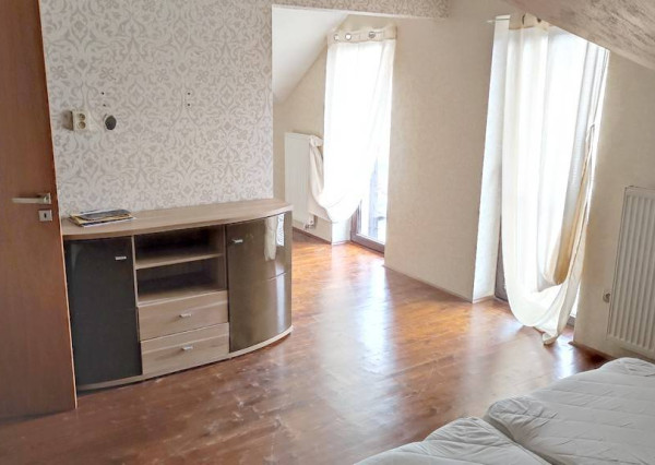 NOVÁ CENA!!! 5 izbový rodinný dom s garážou, Moravany nad Váhom