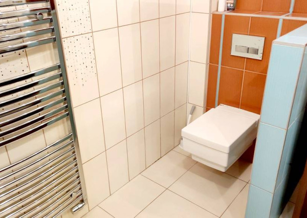 NOVÁ CENA!!! 5 izbový rodinný dom s garážou, Moravany nad Váhom