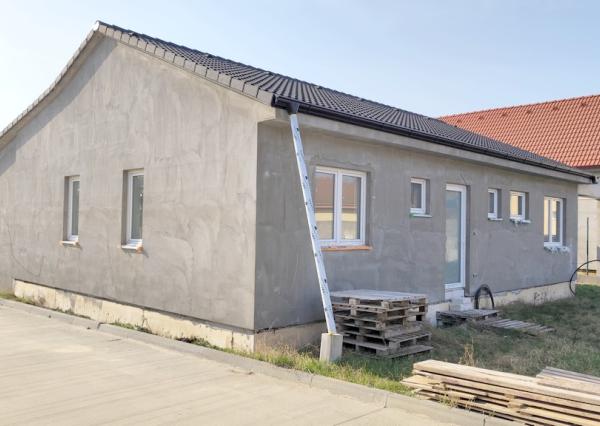 Novostavba rodinného domu-bungalov, Sokolovce