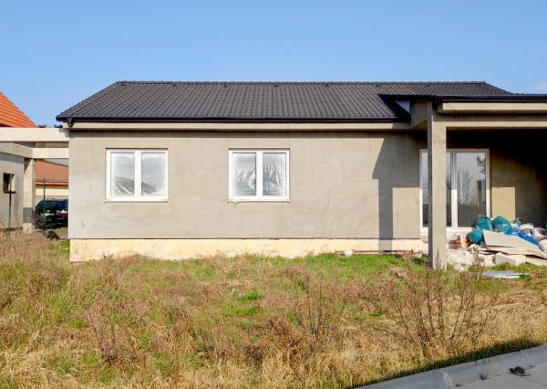 Novostavba rodinného domu-bungalov, Sokolovce