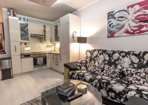 Luxusný 1-izbový byt s terasou, 45 m², Ružinov (Hrachová)