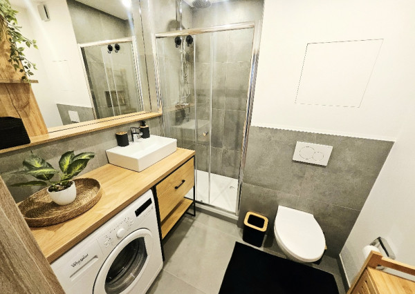 PRENÁJOM Bánovce nad Bebravou/1,5 IZBOVÝ BYT/2x BALKÓN/PIVNICA