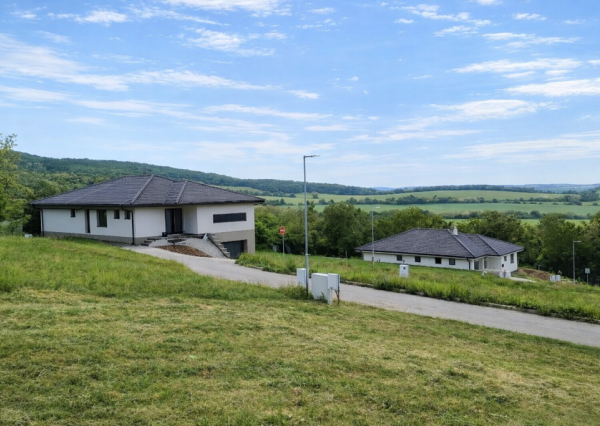 Pekný stavebný pozemok 762m2 Nitra - Podhorany