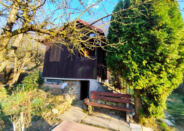 Na predaj záhradná chatka Trenčín, Juh