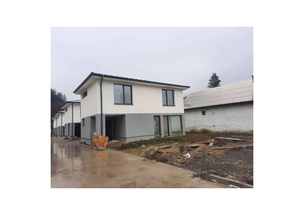 Novostavba - 4 izbový poschodový dom v Streženiciach-Púchov