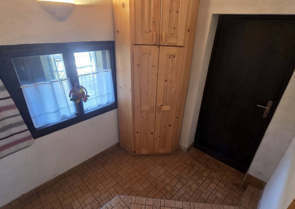 Rekreačný dom – murovaná chata s krbom, kanalizáciou a novou strechou, Dobrá Voda