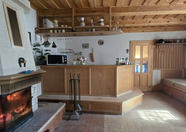 Rekreačný dom – murovaná chata s krbom, kanalizáciou a novou strechou, Dobrá Voda