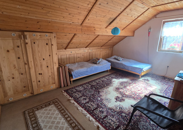 Rekreačný dom – murovaná chata s krbom, kanalizáciou a novou strechou, Dobrá Voda