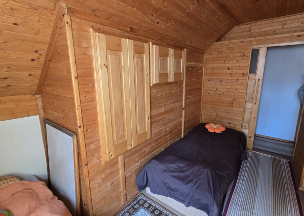 Rekreačný dom – murovaná chata s krbom, kanalizáciou a novou strechou, Dobrá Voda