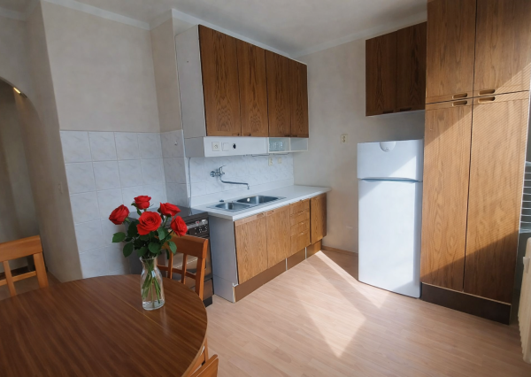 Svetlý 2-izbový byt s balkónom v žiadanej lokalite – Staničná ulica, Piešťany – 49,3 m²