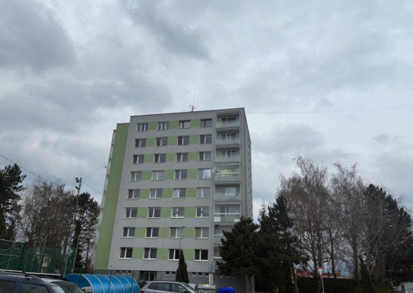 Predám 3 izbový byt Ilava, SNP - 80 m2