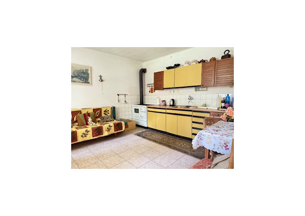 Romantická chalúpka na veľkom pozemku 2330 m2