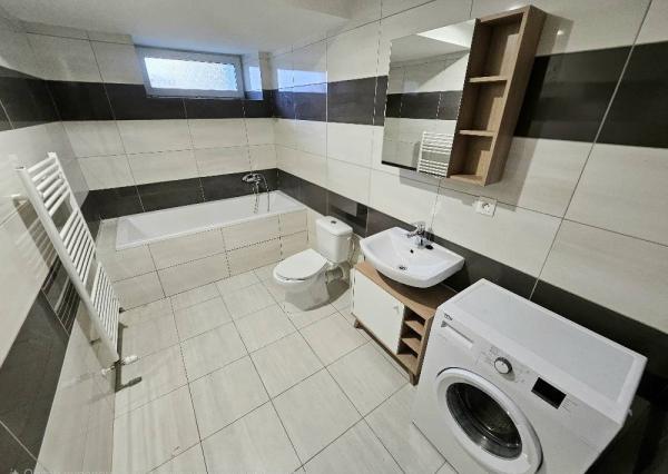 3 izbový byt Bánovce nad Bebravou / CENTRUM-SEVER / POZEMOK 77m2