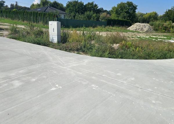 STAVEBNÝ POZEMOK 561 M² BOROVCE *VIDEO* /ELEKTRINA, VODA, KANALIZÁCIA/