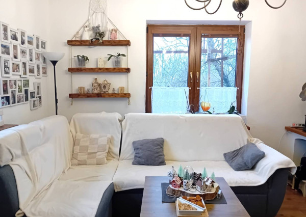 Rodinný dom, Vršatské Podhradie, okres Ilava