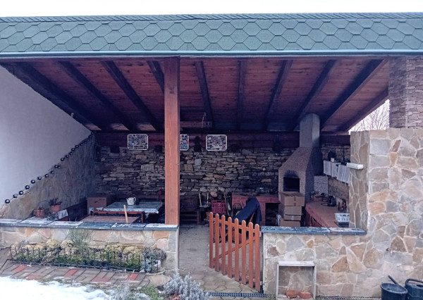 Rodinný dom, Vršatské Podhradie, okres Ilava