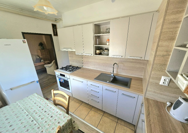 PRENÁJOM Bánovce nad Bebravou/2 IZBOVÝ BYT/CENTRUM/2x PIVNICA