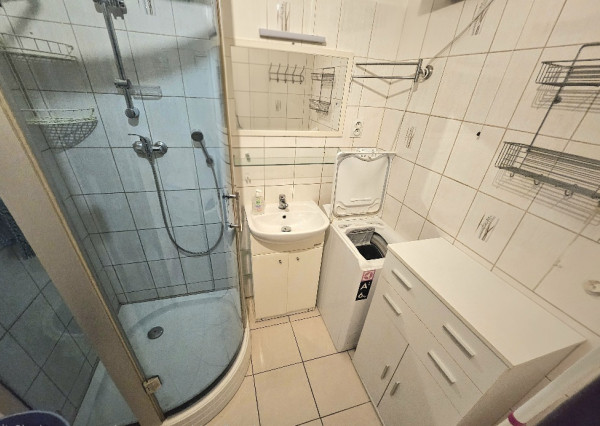 PRENÁJOM Bánovce nad Bebravou/2 IZBOVÝ BYT/CENTRUM/2x PIVNICA