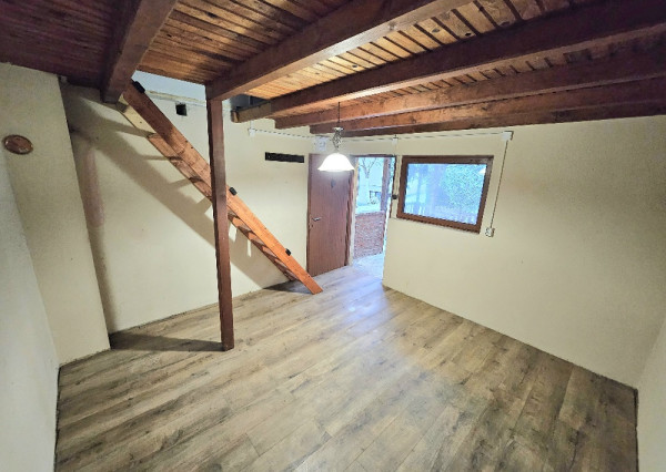 PRENÁJOM záhradná chata s pozemkom-BÁNOVCE NAD BEBRAVOU-284 m2