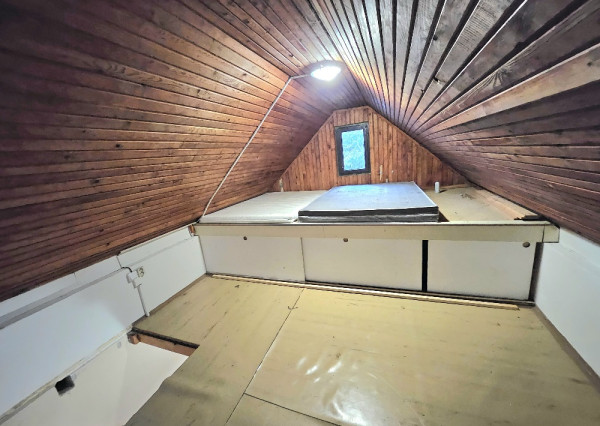 PRENÁJOM záhradná chata s pozemkom-BÁNOVCE NAD BEBRAVOU-284 m2