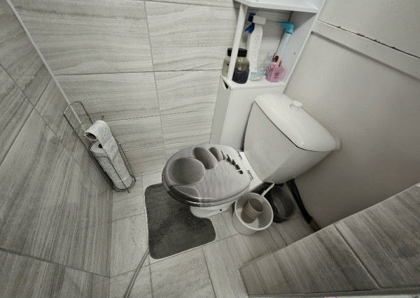 1 izbový byt Bánovce nad Bebravou 34 m2/CENTRUM-STRED/BALKÓN/