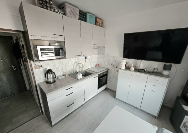 1 izbový byt Bánovce nad Bebravou 34 m2/CENTRUM-STRED/BALKÓN/