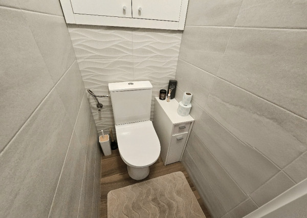 PRENÁJOM Bánovce nad Bebravou/3 IZBOVÝ BYT/DUBNIČKA/LOGGIA/PIVNICA