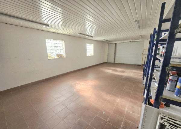 Komerčný areál pri hlavnom ťahu –Bánovce nad Bebravou 2466m2