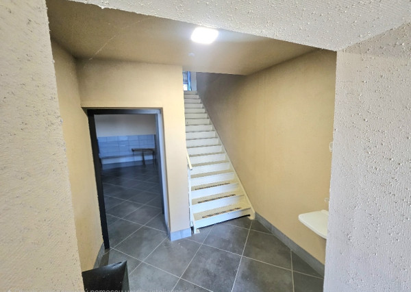 Komerčný areál pri hlavnom ťahu –Bánovce nad Bebravou 2466m2