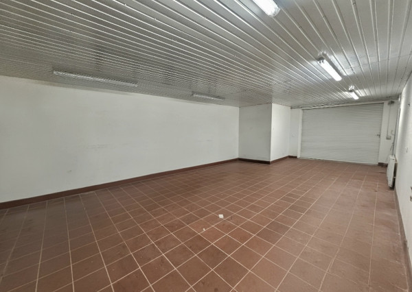 Komerčný areál pri hlavnom ťahu –Bánovce nad Bebravou 2466m2