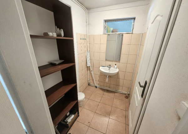 Komerčný areál pri hlavnom ťahu –Bánovce nad Bebravou 2466m2