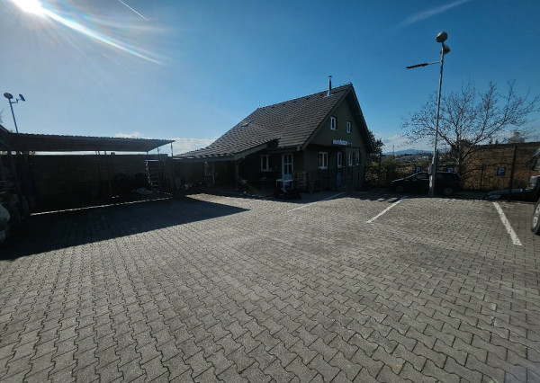 Komerčný areál pri hlavnom ťahu –Bánovce nad Bebravou 2466m2