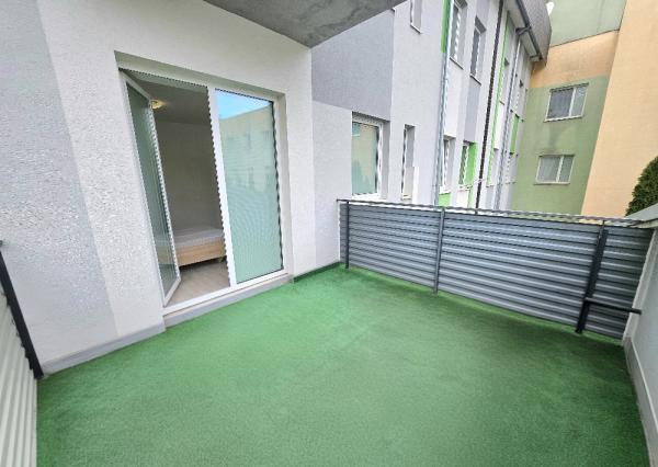 PRENÁJOM Bánovce nad Bebravou /1,5 IZBOVÝ BYT/BALKÓN/PIVNICA