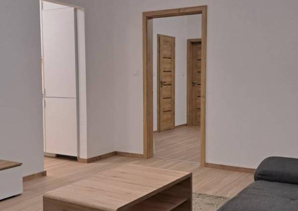 Prenájom 2 izbového bytu v novostavbe, Dubnica nad Váhom, 66 m2