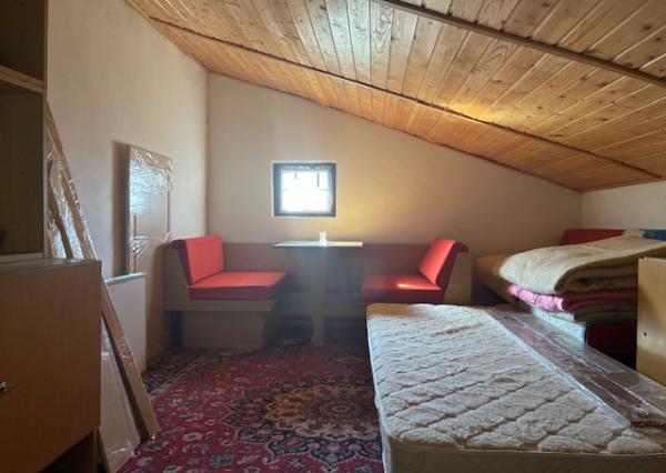 Na predaj murovaná záhradná Chata Ilava, pozemok 385 m2