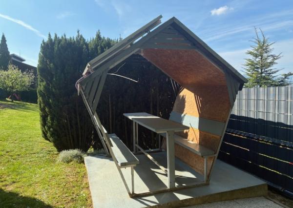 Na predaj murovaná záhradná Chata Ilava, pozemok 385 m2