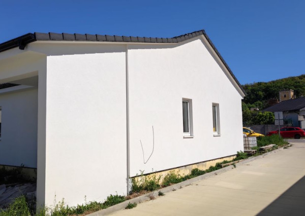 Novostavba rodinného domu-bungalov, Sokolovce